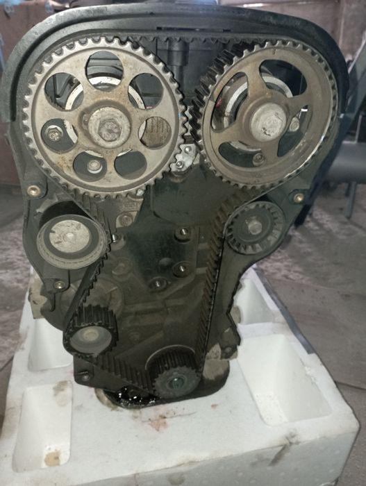 Продам двигатель F16D3