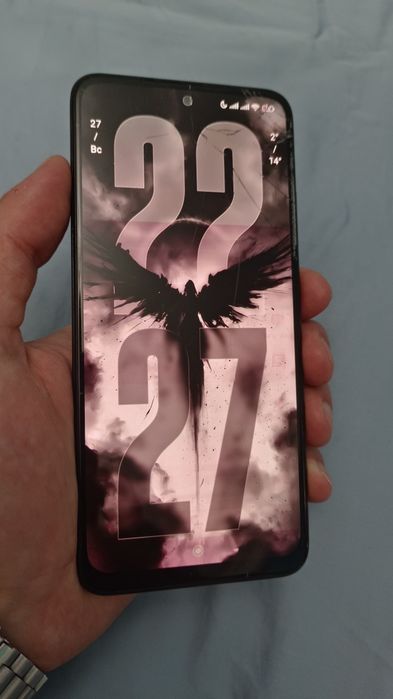 Xiaomi 11 128GB  работает без проблем