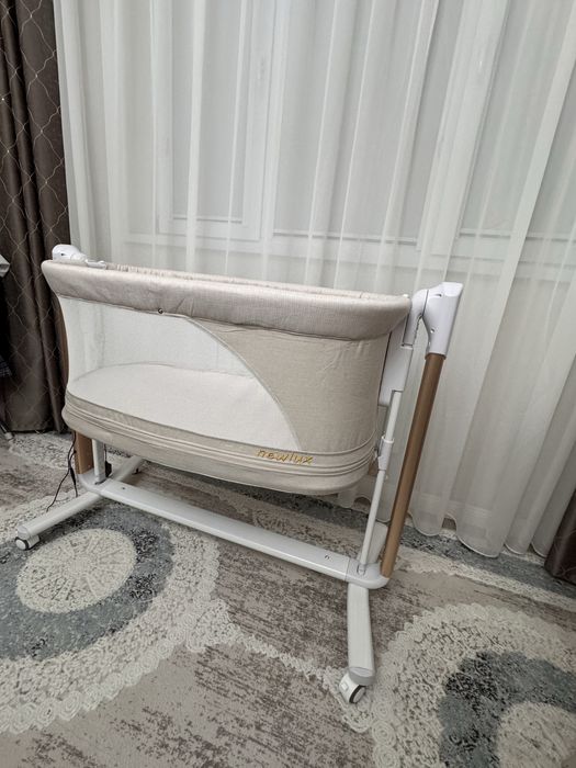 Продается манеж.