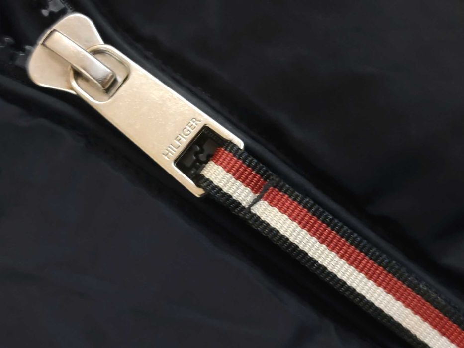 Geaca/Jacheta  de iarna Tommy Hilfiger - dama