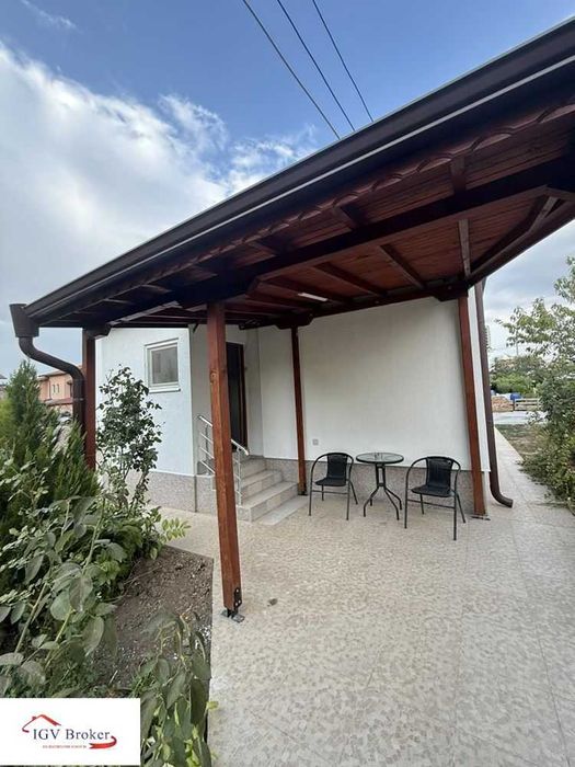 Дава се под наем Тристаен апартамент в София, Враждебна - 100 кв.м за 1000 € - Снимка #18