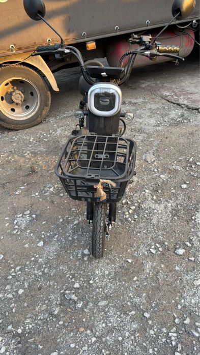 Продам электросамокат