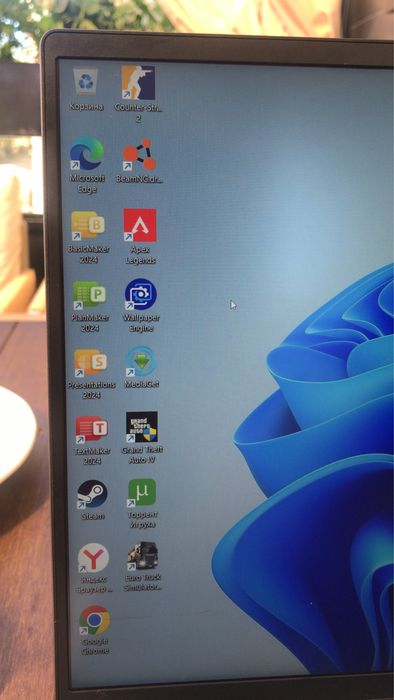 Lenovo ideapad slim5 16apr10