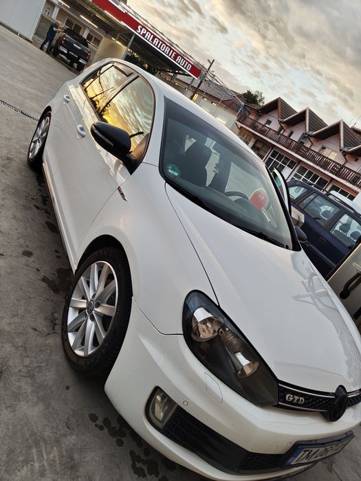 VOLKSWAGEN Golf 2011 — imagine 3