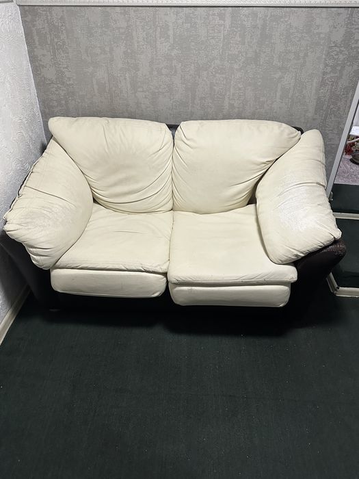 Диван, двухместный