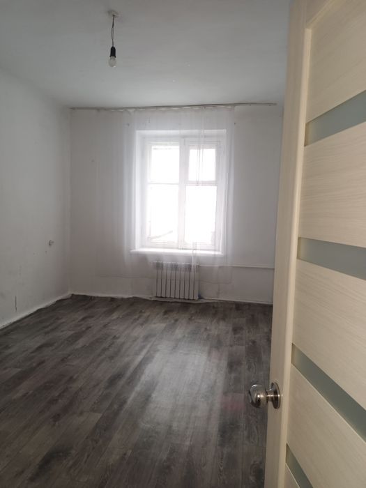 2 комн кв р-н "Радуги" 1/3