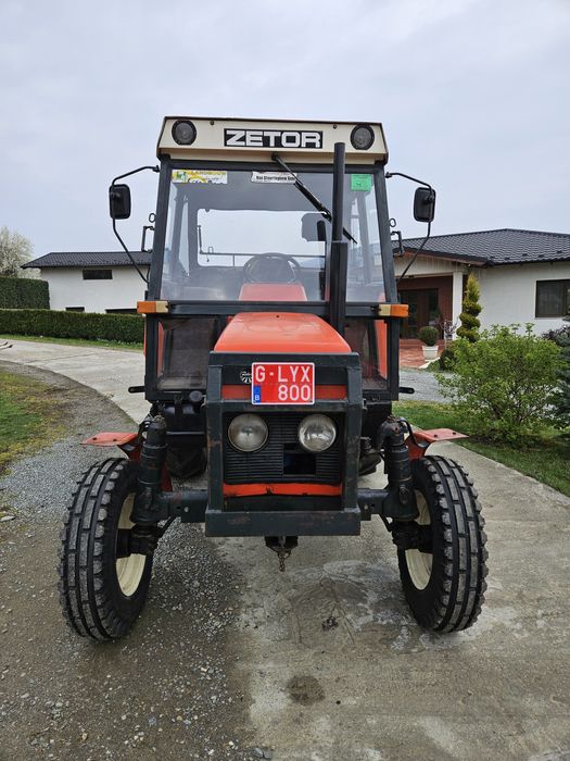 Tractor Zettor 5211