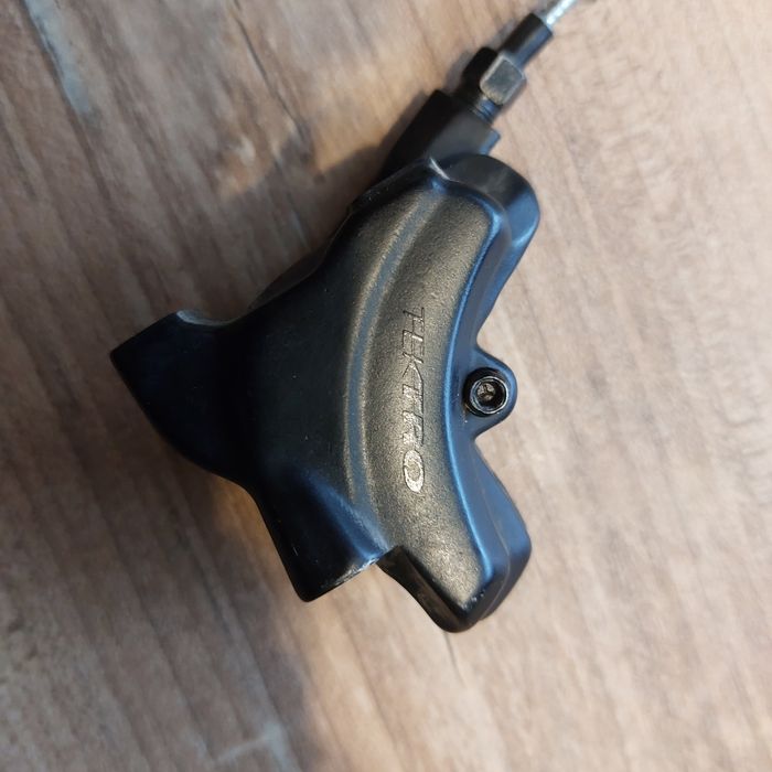 Gravel Команди GRX 2x11, спирачни механизми, гравел кормило