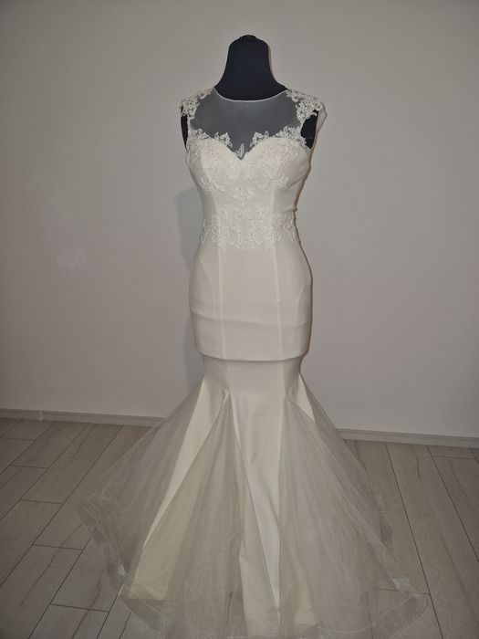 Vând rochie mireasa Oksana Mukha