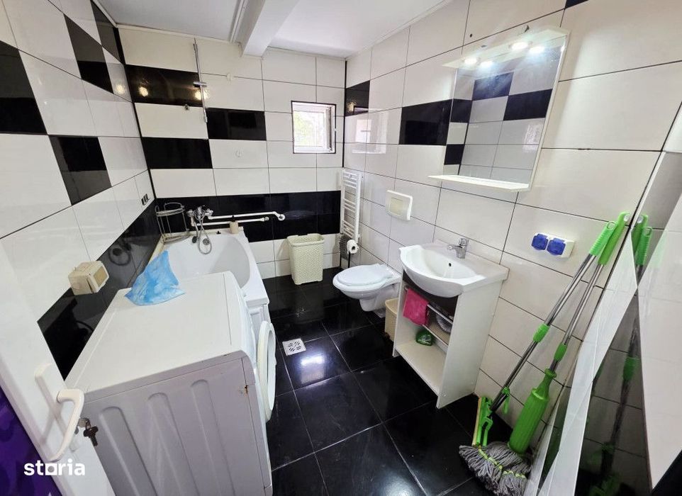 Apartament  3 camere Piata Unirii , 70 metri, etaj 1 Cod:163080