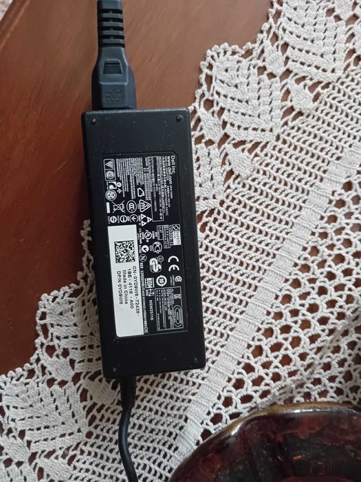 Напълно запазен лаптоп Dell Inspiron N5110