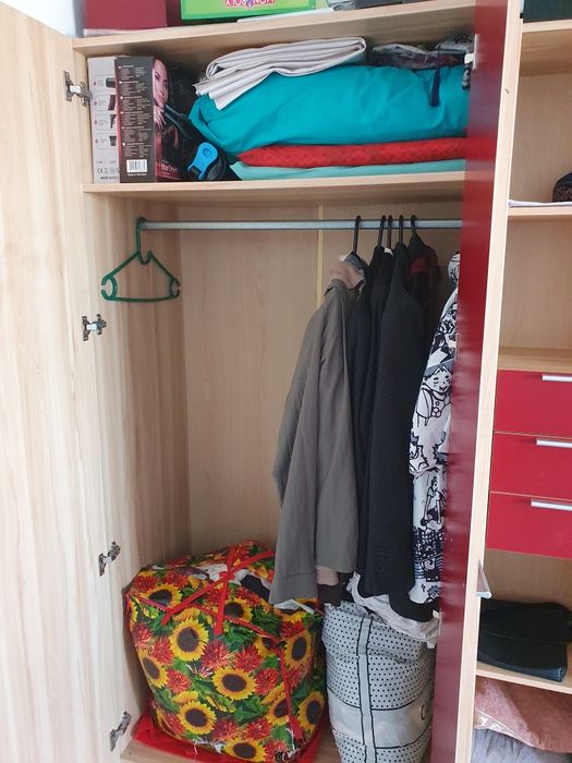 Продам Шкаф плательн и полочн отд