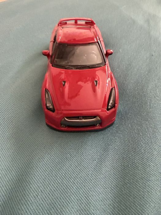 Количка Nissan GTR Bburago