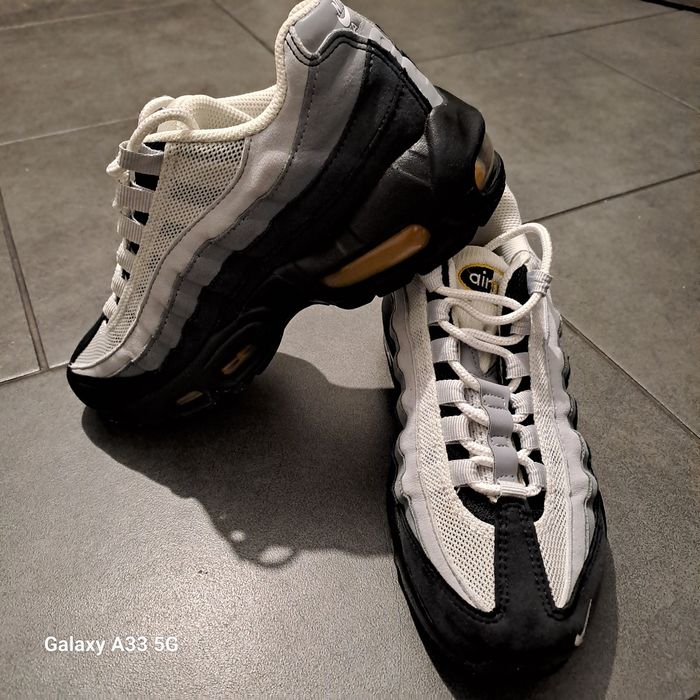 Adidasi Nike air max 95 mărimea 36