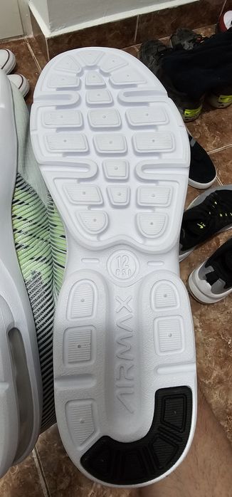 Nike Air Max Advantage 2 44