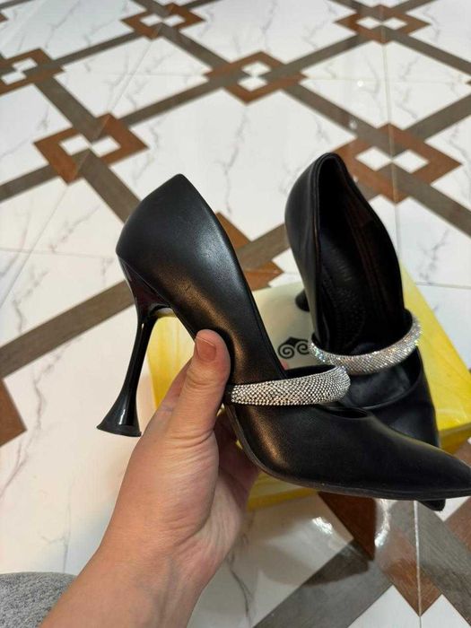 продам б/у туфли