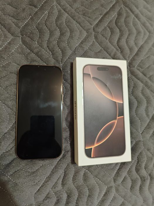 продам айфон 16 про