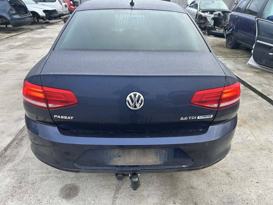 Set Lampa stop tripla spate vw passat b8 limuzina an 2016