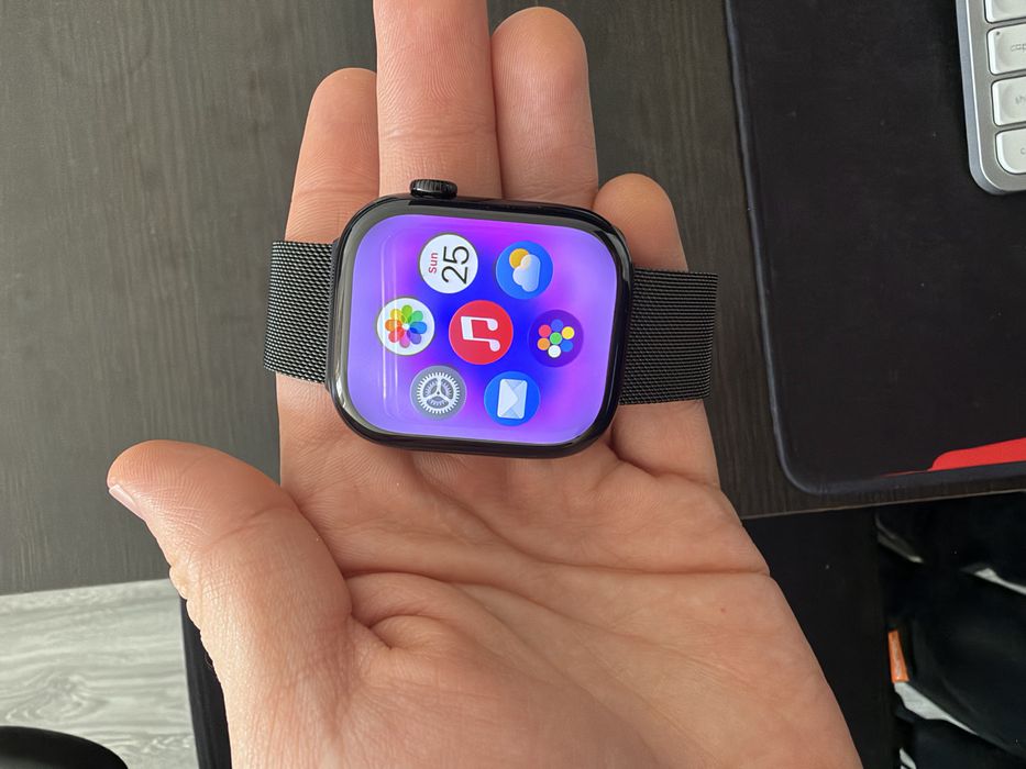 Apple  Watch 11, GPS, 46 mm, Jet Black Aluminium Case + Milanese Loop