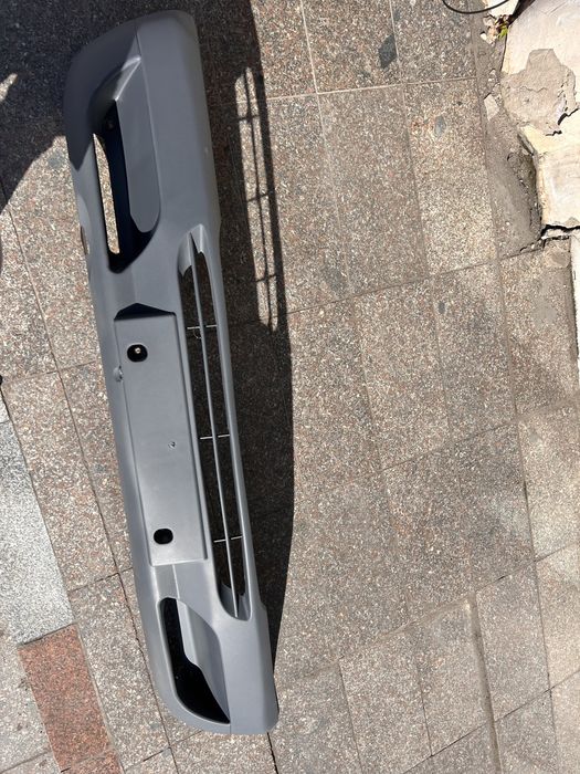 Передний бампер Mercedes Sprinter Tdi , Cdi