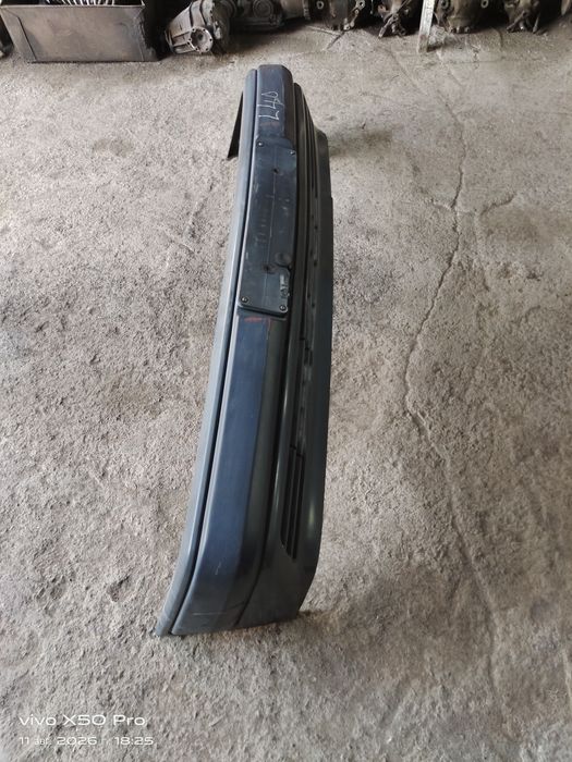 Бампер на мерседес W124