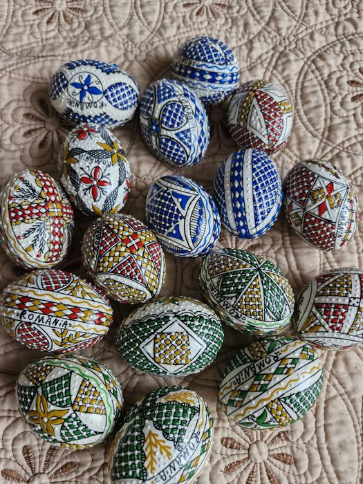 Vand oua încondeiate