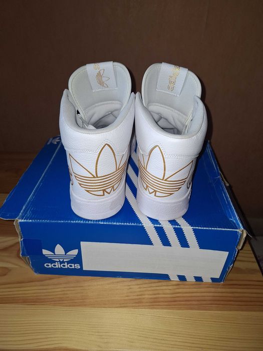 Кожени кецове "Адидас" нови