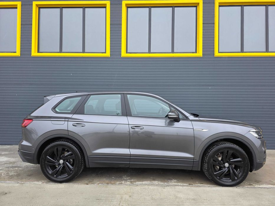 Set 4 roti de iarna originale VW Touareg 3 black 20″ ANVELOPE DE VARA