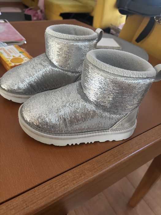 Cizme Ugg fetițe