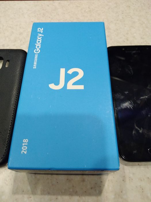 Продам  телефон Самсунг Галакси J2 2018 г.