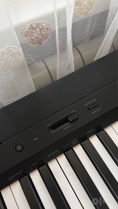 пианино Yamaha P-145