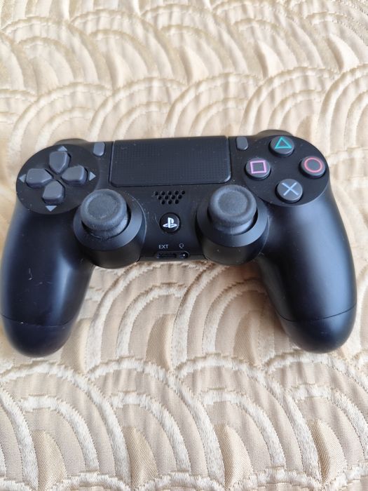 Игрална конзола Sony  Play Station 4