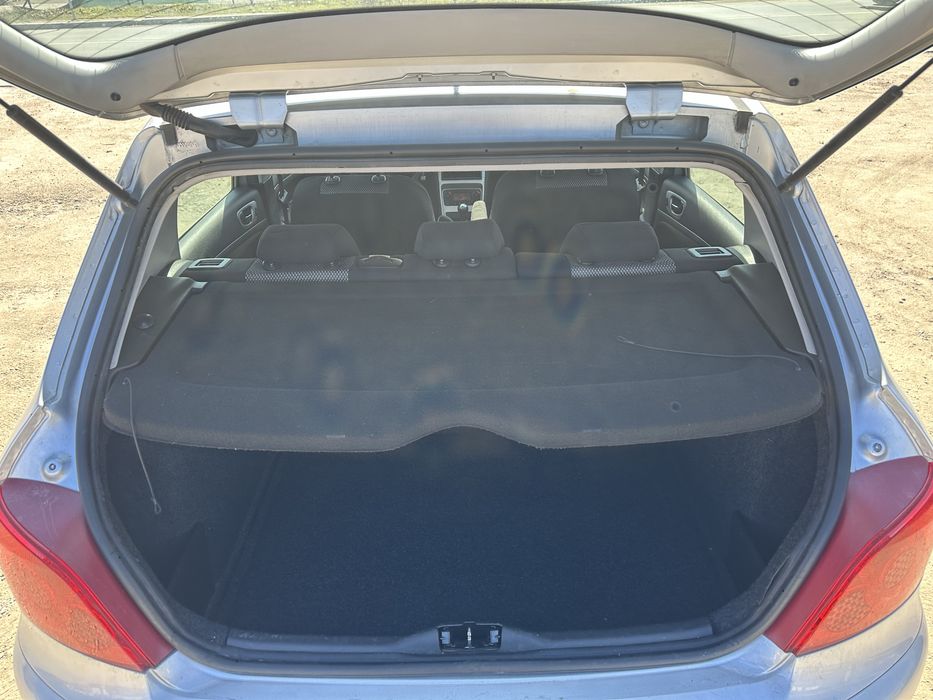 Кора за багажник за Пежо 307 хечбег