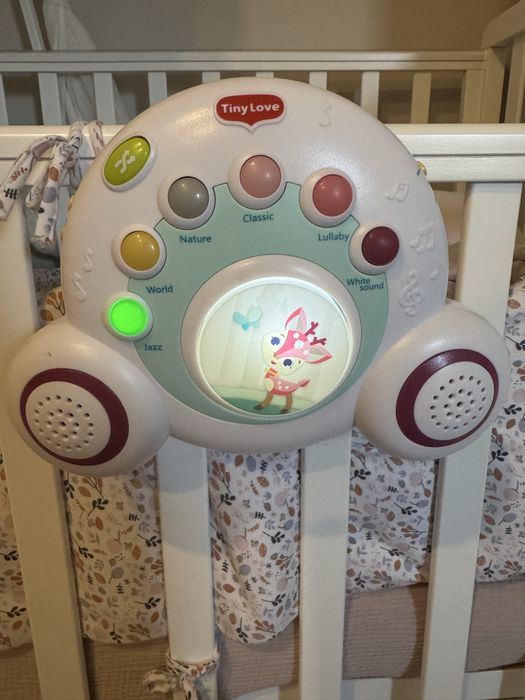 Музикална играчка за кошара tiny love