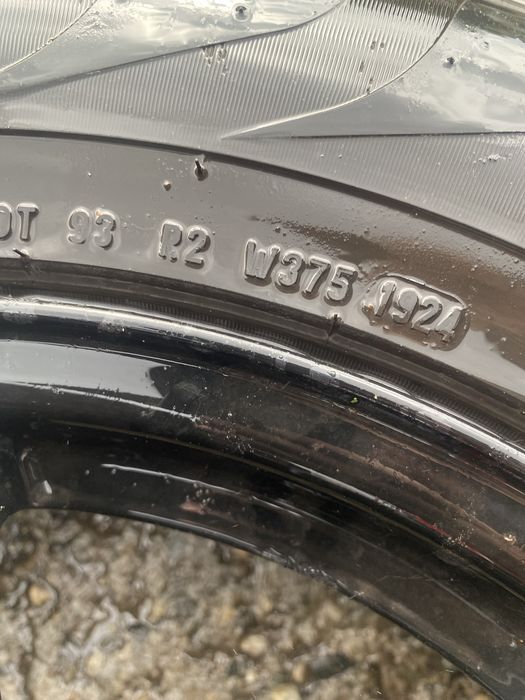 Vand roti jante Dezent anvelope Pirelli 235/65/17 Volvo