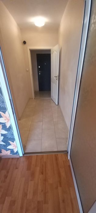 Отдавам под наем голям светъл апартамент