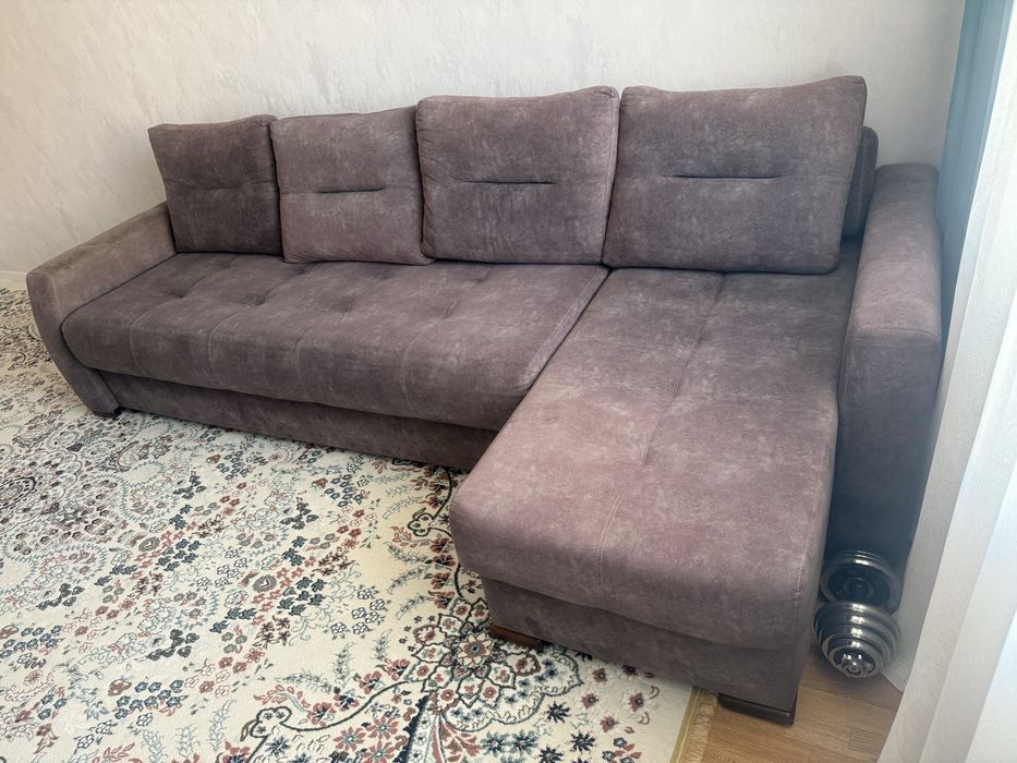 Продам диван в хорошем состояний