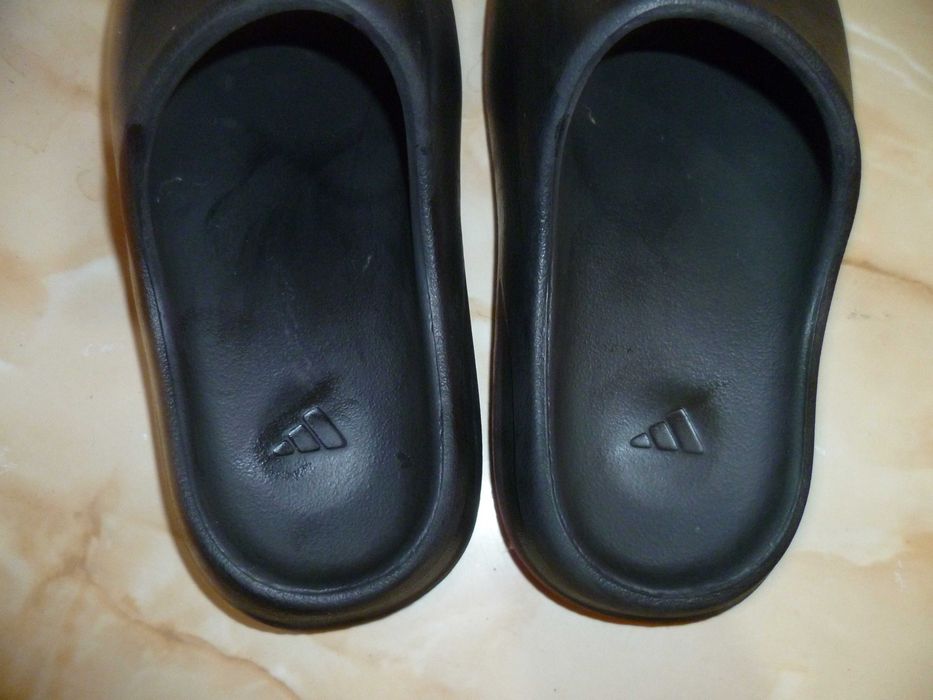 ADIDAS Yeezy чехли №39