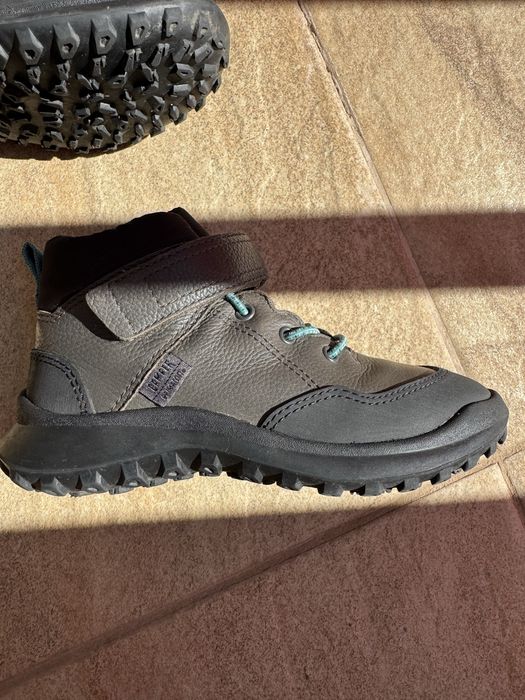 Camper Ghete de piele cu velcro,, marimea 27