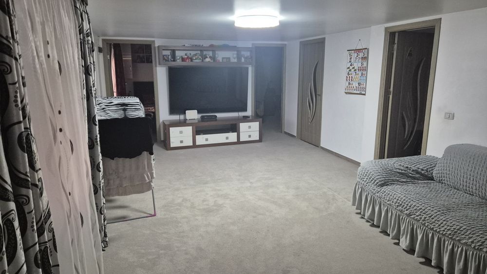 Vând casa in Tulnici, Vrancea