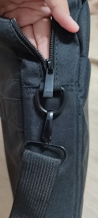 Продам новую сумку для ноутбука.