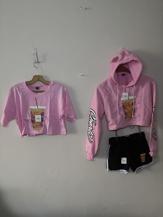 Модерен дамски комплект от три части , налични размери XS,S, M,L,XL
