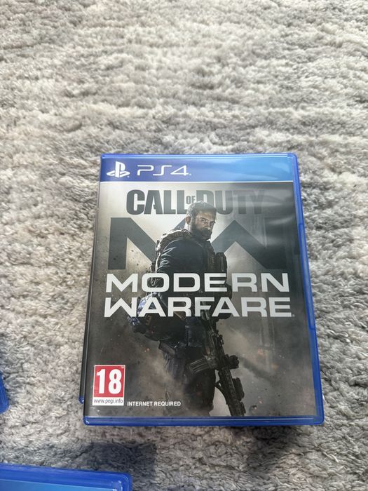 Assassins creed, The last of us, Call of Duty-PS4