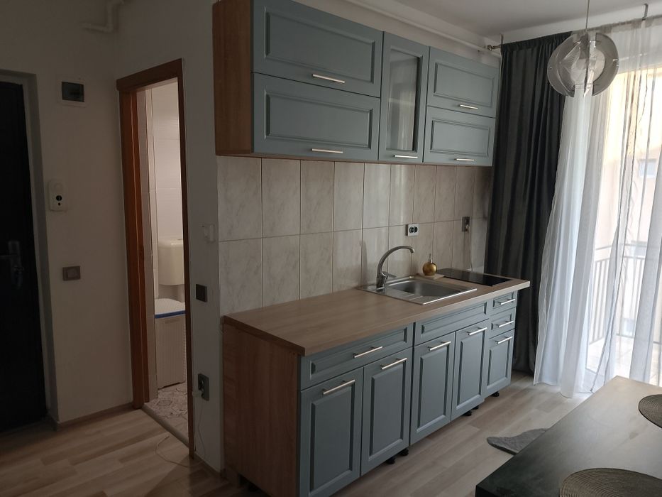 Inchiriez apartament cu o camera!!