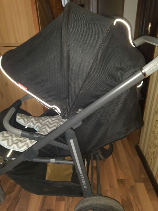 Коляска детская цвет черная