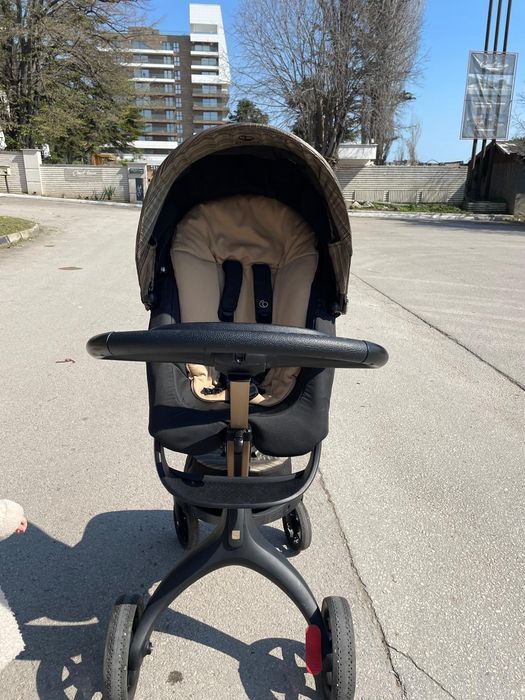 Stokke Xplory X – Limited Edition Gold Black