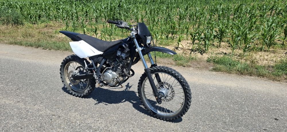 Vand cross yamaha xt 125cc