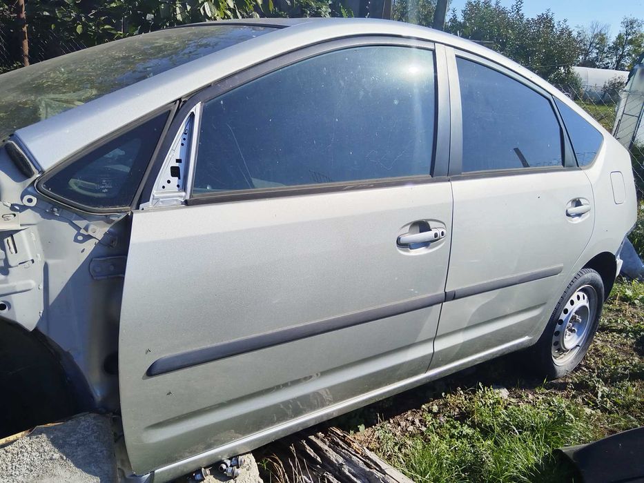 Ușa stânga dreapta Toyota Prius 2004-2009