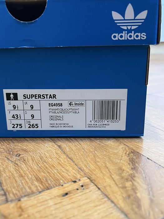 Adidas Superstar   43 1/3