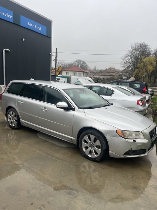 Волво В70 2.4 Д5 4х4 на части